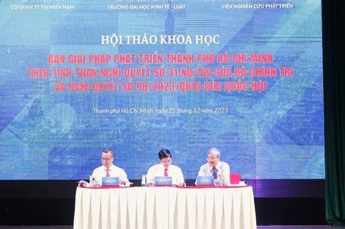 'Nghị quyết mới để xử lý công việc nhanh hơn, đáp ứng đòi hỏi phát triển của người dân'
