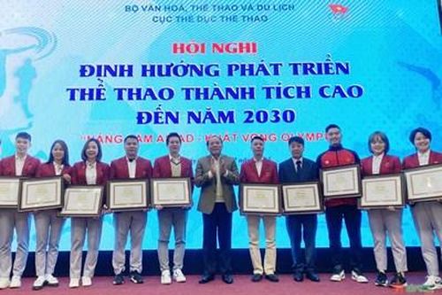 Luận án tiến sĩ về thể thao nhiều nhưng áp dụng rất ít
