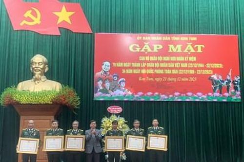 Kon Tum gặp mặt cán bộ quân đội nghỉ hưu trên địa bàn