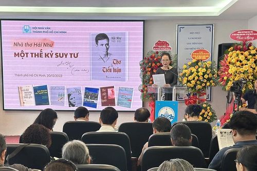 Nhà thơ Hải Như - Những vần thơ cánh phượng