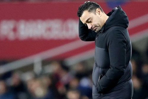 Xavi nặng lời chỉ trích đội hình Barcelona