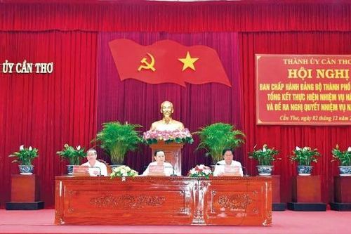 Đảng bộ thành phố Cần Thơ phối hợp quản lý đảng viên ra nước ngoài