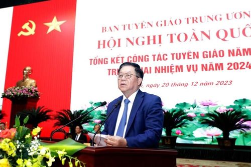 Phát huy vai trò của ngành Tuyên giáo trong công tác xây dựng Đảng