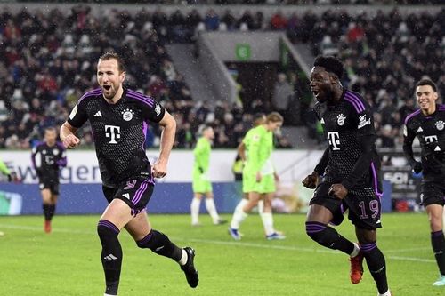 Harry Kane ghi siêu phẩm, Bayern Munich bám đuổi Leverkusen