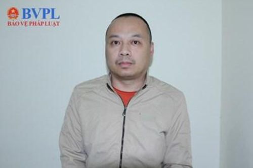 Giả danh cán bộ Nhà nước để lừa đảo