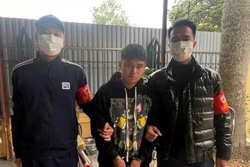Trốn nã ra nước ngoài, về Việt Nam thì bị bắt