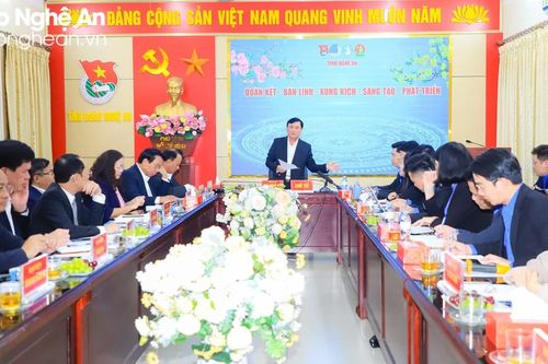 Bí thư Tỉnh ủy Thái Thanh Quý làm việc với Ban Thường vụ Tỉnh đoàn Nghệ An