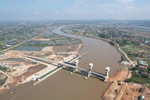 Cận cảnh dự án cống ngăn mặn, giữ ngọt 1.600 tỷ đang xây dựng