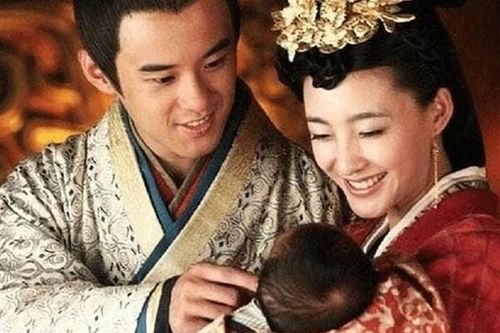 Thời cổ đại, 'anh họ gả chồng cho em họ' là phổ biến, nhưng tại sao hiếm khi sinh ra bệnh mất trí nhớ? Lý do thực sự rất đơn giản