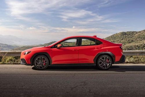 Xe sedan thể thao công suất 271 mã lực, giá gần 790 triệu đồng