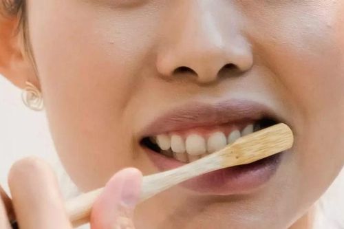 Nên đánh răng trước hay sau bữa sáng? Cuối cùng các nha sĩ đã có câu trả lời dứt khoát