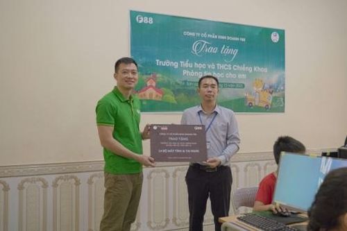 F88 trao tặng phòng tin học tại trường học miền núi