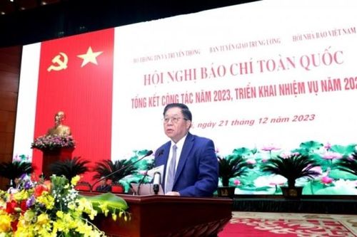 Nhận diện xu hướng và thách thức để thực hiện tốt sứ mệnh của báo chí cách mạng