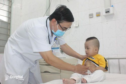 Bác sĩ của những ca hóc dị vật