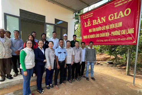 Bàn giao nhà nghĩa tình đồng cho cựu chiến binh phường Chi Lăng