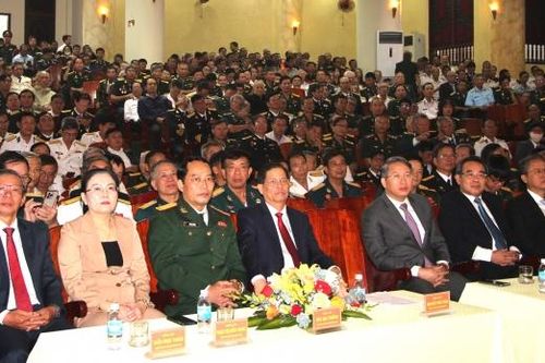 Gặp mặt kỷ niệm 79 năm Ngày thành lập Quân đội nhân dân Việt Nam