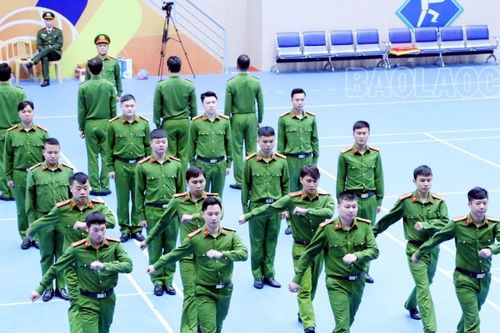 Những hình ảnh ấn tượng tại Hội thi Điều lệnh, bắn súng, võ thuật công an tỉnh năm 2023