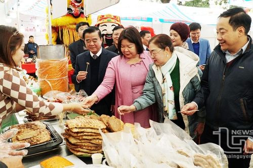 Trưng bày, giới thiệu 300 mặt hàng nông sản, đặc sản vùng miền