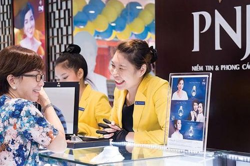 Cổ phiếu PNJ bật mạnh sau tin lãi lớn trong tháng 11