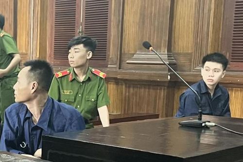 'Quyền Chánh văn phòng' lừa đảo, lãnh án 20 năm tù