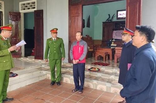 Bắt đối tượng làm giả sổ đỏ để lừa đảo, chiếm đoạt tài sản
