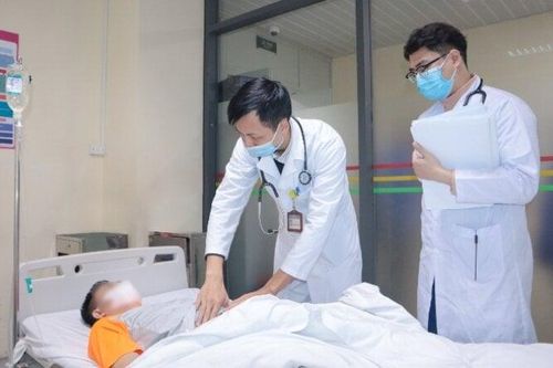 Thấy yếu nửa người khi đang chơi bóng bàn, tưởng trúng gió ai ngờ đột quỵ não