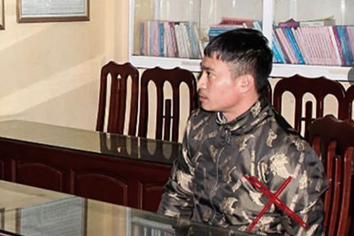 Hà Nam: Bắt giam người đàn ông thủ súng, nhốt con nợ trái phép
