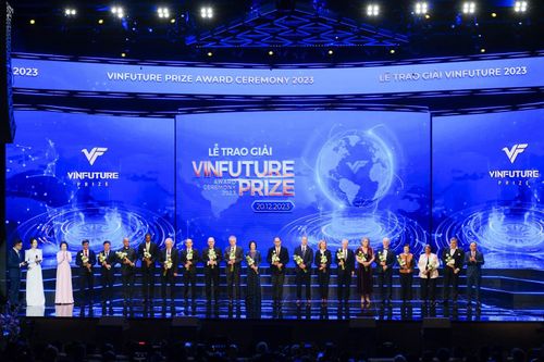 Tinh hoa nghệ thuật hội tụ tại Lễ trao giải KHCN danh giá VinFuture 2023