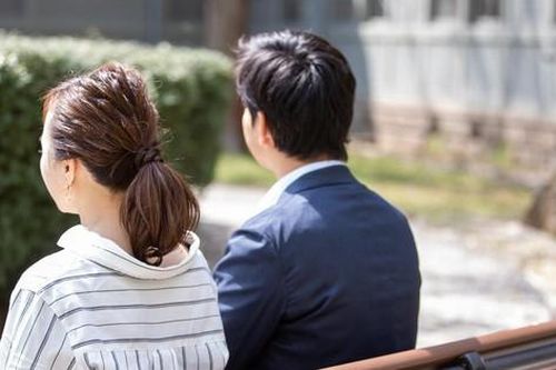 Hành động không biết xấu hổ của bạn gái cũ sau khi bị chia tay do đòi tiền sính lễ quá khủng