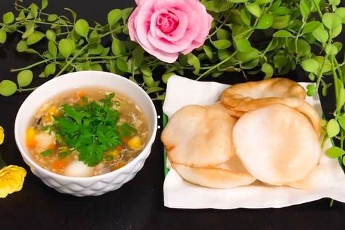 Thời tiết vào đông rất thích hợp để làm món súp tôm bắp, ngon ngọt bổ dưỡng cho cả gia đình