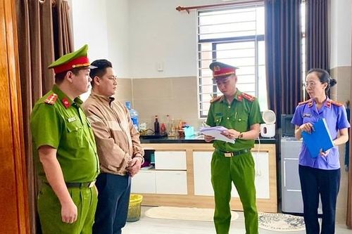 Bắt Chủ tịch HĐQT và Tổng Giám đốc Công ty tài chính Vietnam Capital lừa đảo hơn 200 tỷ đồng