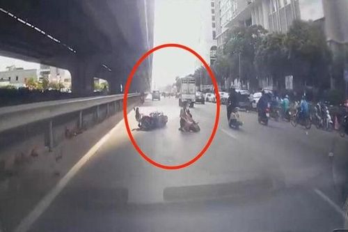 Đề nghị tài xế xe tải gây tai nạn rồi bỏ chạy đến làm việc