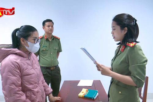 Bắt giữ 'kiều nữ' cấu kết với người ở nước ngoài mua bán lao động sang Dubai