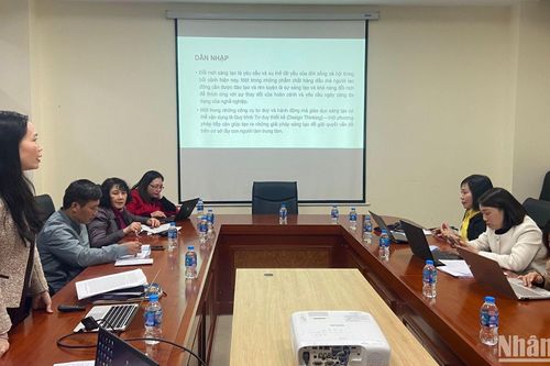 Đổi mới nghiên cứu và giảng dạy văn học trong bối cảnh hội nhập