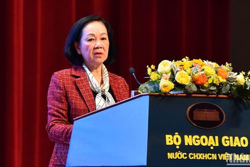 Thường trực Ban Bí thư Trương Thị Mai dự Phiên họp toàn thể về công tác xây dựng Đảng