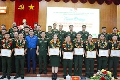 Bộ Chỉ huy Bộ đội Biên phòng TP Hồ Chí Minh tuyên dương 'Gương mặt trẻ tiêu biểu' năm 2023