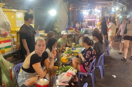 Quận 10 hoàn thành chỉnh trang Phố ẩm thực Hồ Thị Kỷ