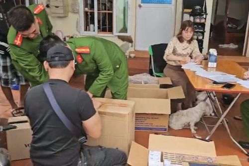 Phá ổ ma túy núp bóng quán nước mía vỉa hè ở Hà Nội