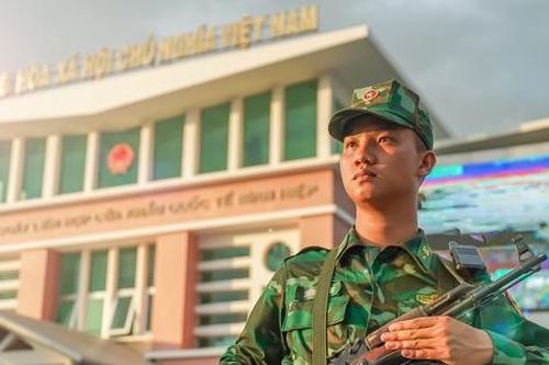 Thiêng liêng cột mốc biên giới Tây Nam