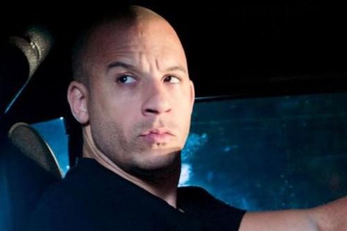 Vin Diesel bị trợ lý kiện tấn công tình dục: 'Anh ta sờ soạng và hôn lên ngực tôi'