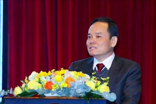 Phó Thủ tướng Trần Lưu Quang chia sẻ khó khăn của cán bộ ngoại giao