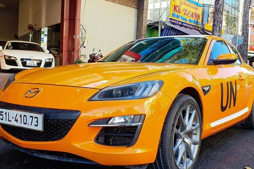 Ông Đặng Lê Nguyên Vũ tậu hàng hiếm Mazda RX-8 15 năm tuổi màu độc