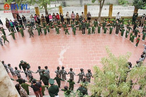 VKSQS khu vực 23 tổ chức Chương trình 'Một ngày tham quan môi trường Quân đội'