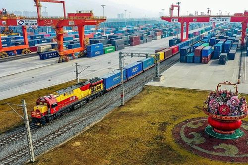 'Cửa ngõ toàn cầu' của EU và BRI của Trung Quốc: Đối thủ hay đối tác?