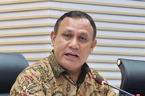 Người đứng đầu cơ quan chống tham nhũng Indonesia từ chức