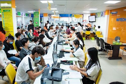 Nâng cao hiệu quả công tác giáo dục chính trị tư tưởng trong học sinh, sinh viên