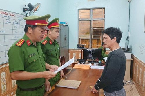 Bắt gã đàn ông cưỡng bức, cướp tài sản của người yêu cũ