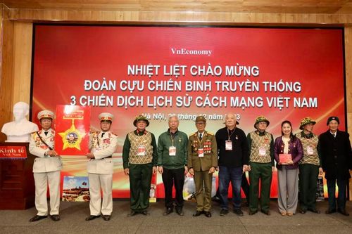 Cuộc gặp đặc biệt trong một ngày đặc biệt