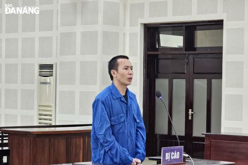 Lãnh án vì đâm bạn trọng thương