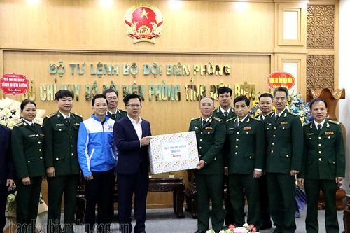 Phó Chủ tịch Thường trực UBND tỉnh Phạm Đức Toàn thăm Bộ đội Biên phòng tỉnh